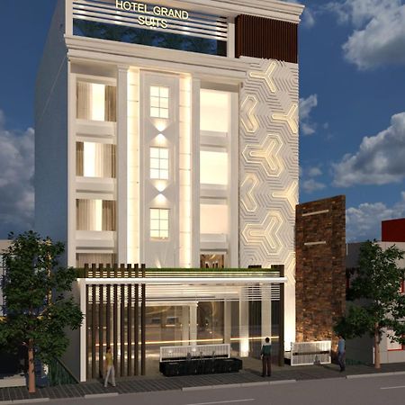Hotel BR Grand Amritsar Exterior foto